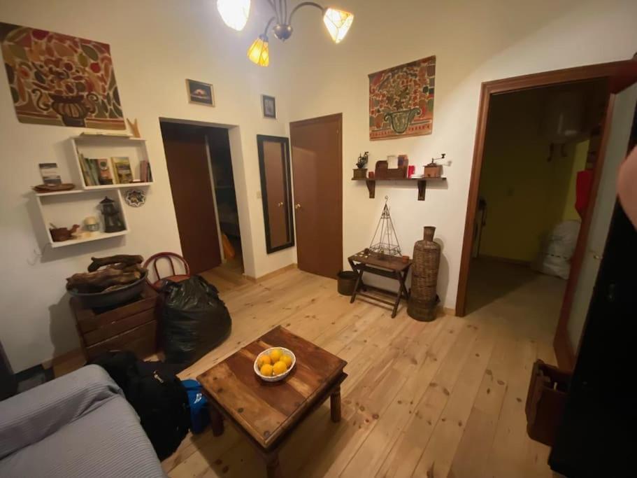 Agradable Casa Rural Con Suelos De Madera Santa Olalla del Cala Bagian luar foto