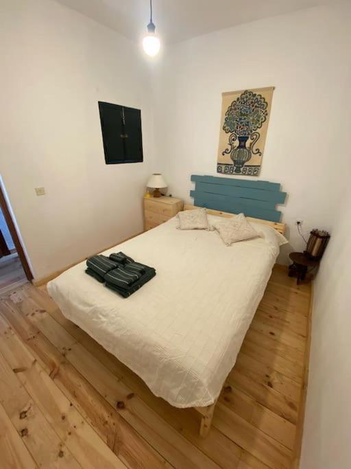Agradable Casa Rural Con Suelos De Madera Santa Olalla del Cala Bagian luar foto
