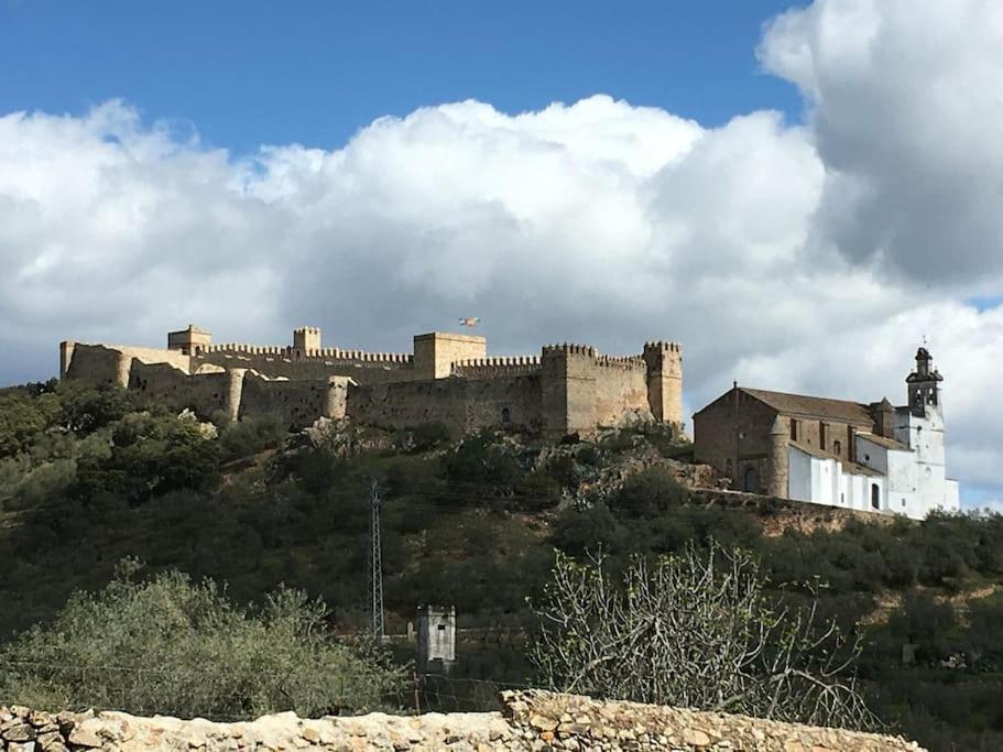 Agradable Casa Rural Con Suelos De Madera Santa Olalla del Cala Bagian luar foto